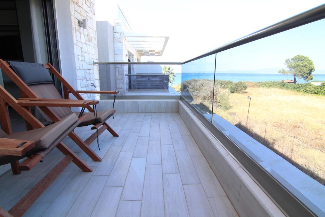 Hanioti Suite Maisonette In Front Of The Sea Ngoại thất bức ảnh