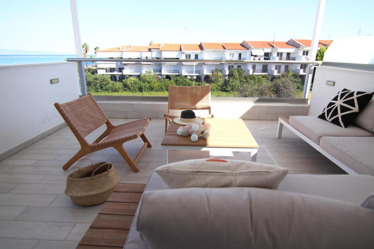 Hanioti Suite Maisonette In Front Of The Sea Ngoại thất bức ảnh