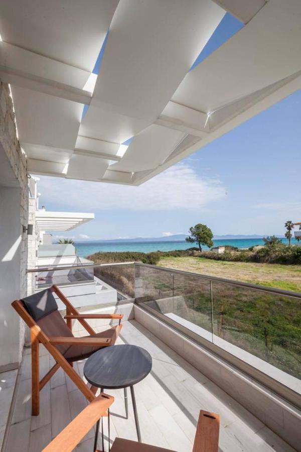 Hanioti Suite Maisonette In Front Of The Sea Ngoại thất bức ảnh