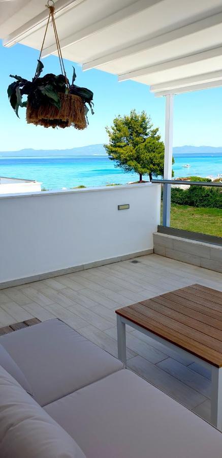 Hanioti Suite Maisonette In Front Of The Sea Ngoại thất bức ảnh